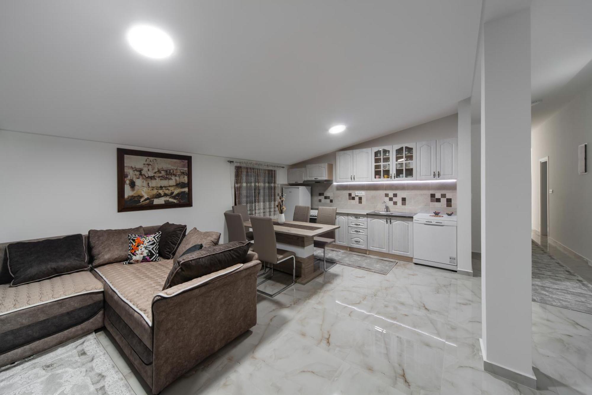 Kasi Apartments 科托尔 外观 照片